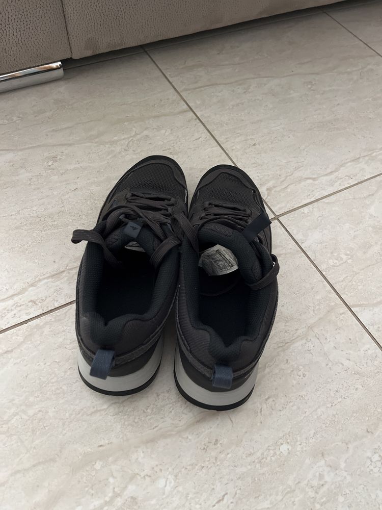 Sapatos caminhada homem Quechua T. 40