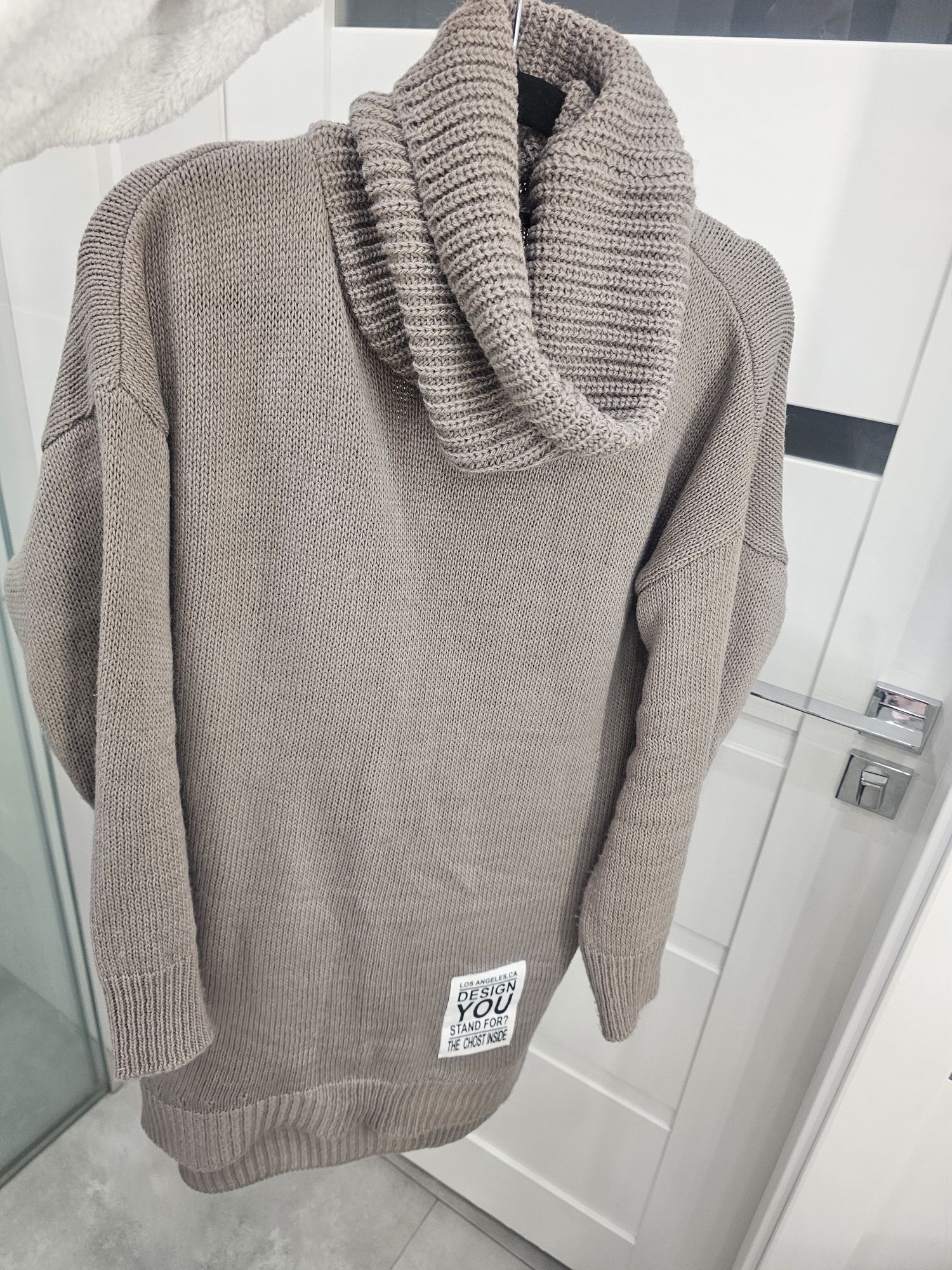 Sweter długi damski zapraszam