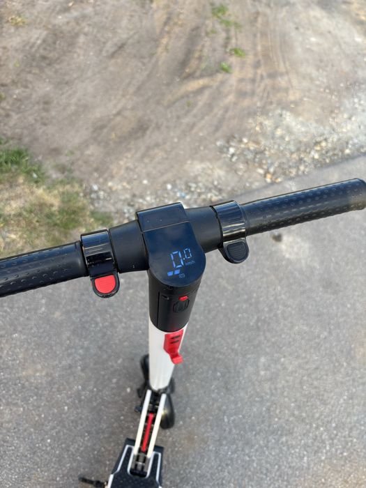 Hulajnoga elektryczna FRIZZO Rave