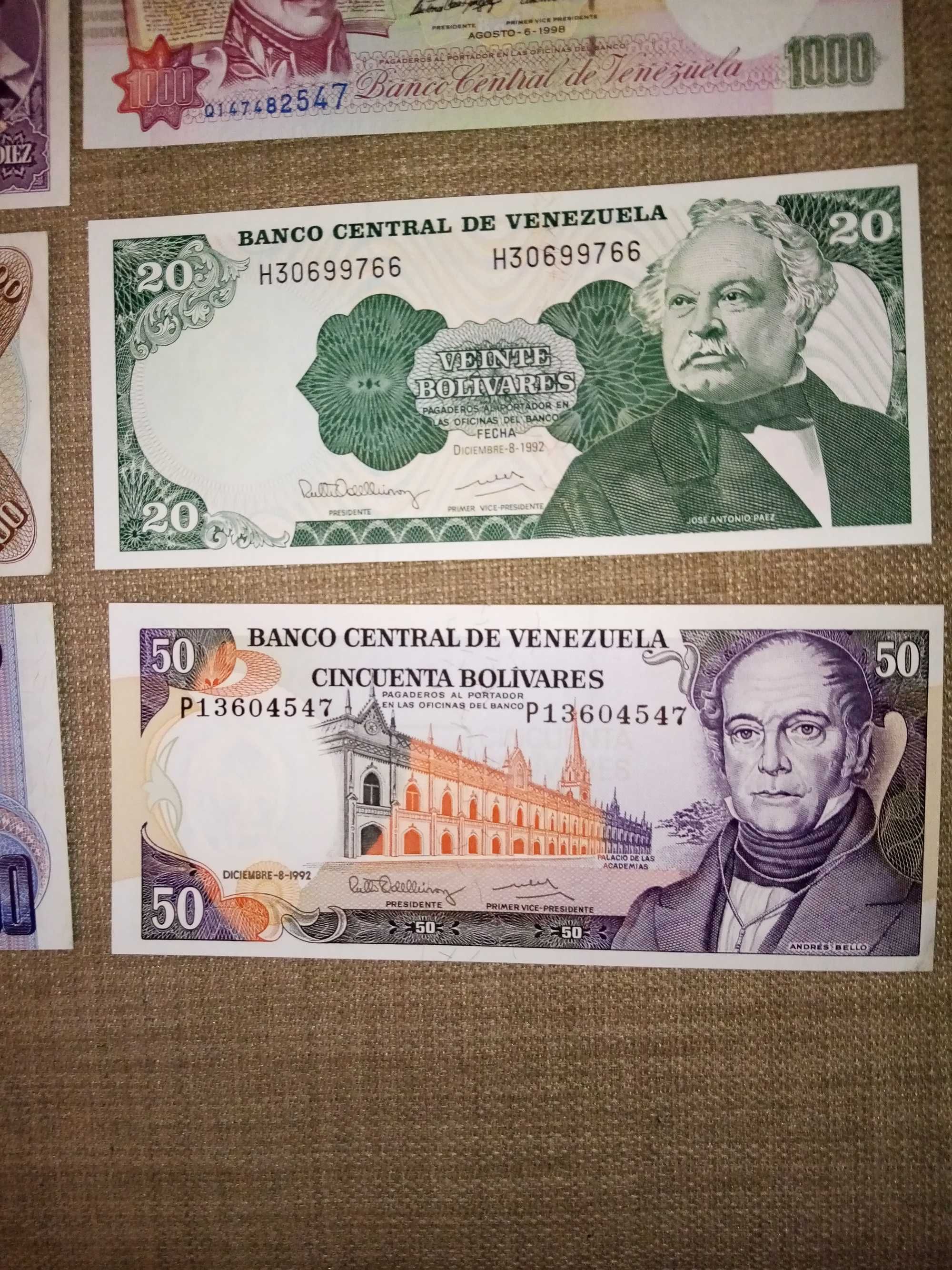 VENEZUELA,11 Notas 10 N/Circuladas 1 MBC a de 50 BOLIVARES.