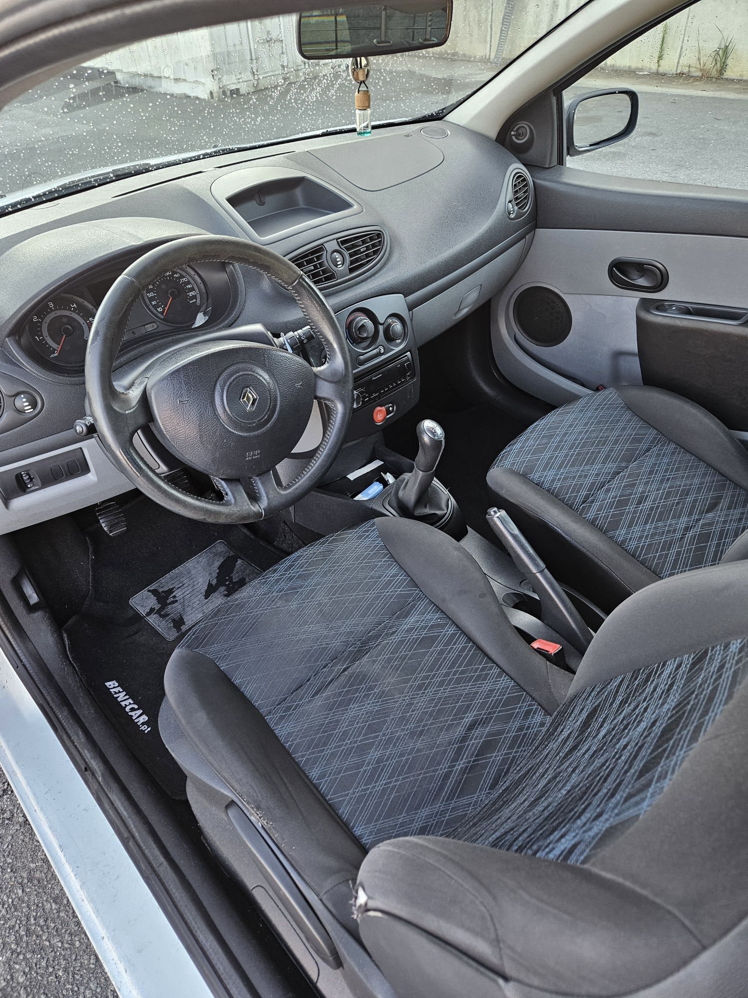 Clio 1.5 dci comercial