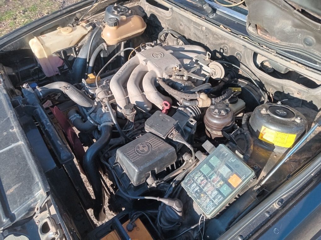 BMW 520 e28 m20b20