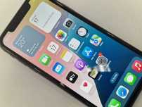 Iphone 11 64GB/ Black/ Czarny/ BAT 82%/ Grade B/ + ładowarka
