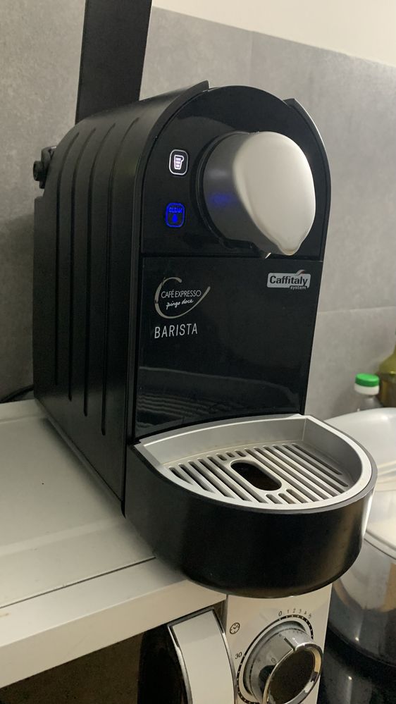 Cafeteira pingo doce BARISTA