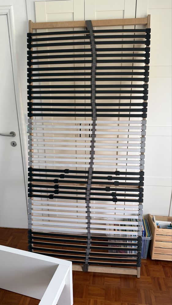 Cama 90x 200 Malm IKEA + Estrado LÖNSET