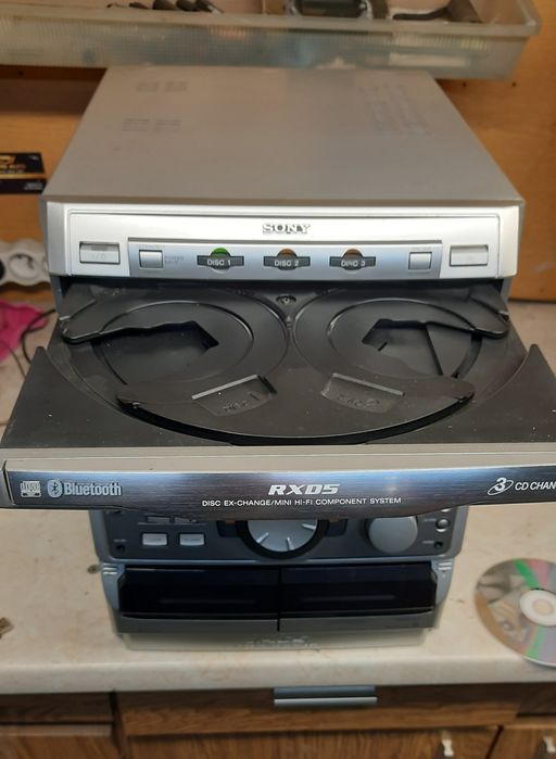 Supermocna wieża Sony HCD-RXD5