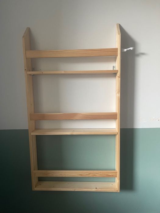 Sprzedam biblioteczkę/regał na książki dla dzieci