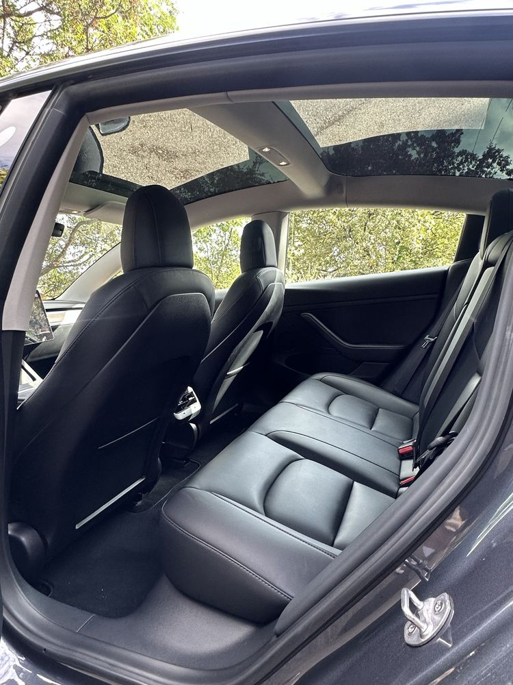 Tesla model 3 performance