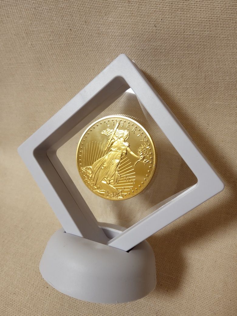 "Золотой доллар" в рамке подарок сувенир сюрприз американский орел