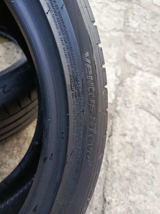 Sprzedam oponę pojedynczą 225/40 r18 Hankook