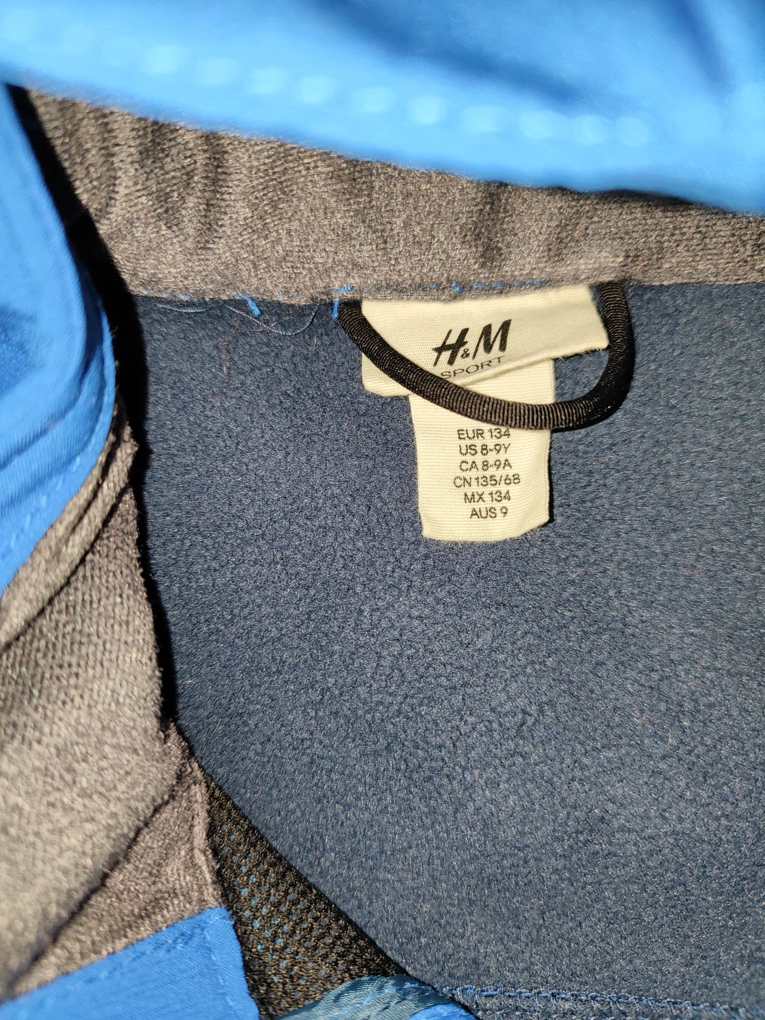 Вітровка-куртка водонепроникна H&M sport 134р.