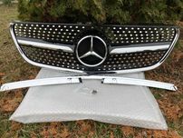 Решетка радиатора mercedes Vito W447 14-19год.Diamond Black с камерой