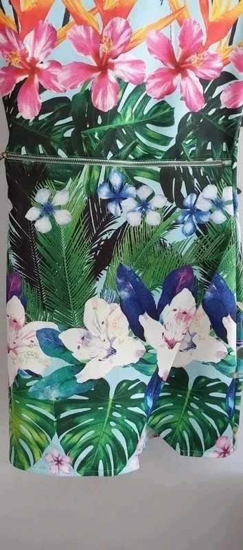 śliczna sukienka * H&M