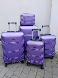 Середня М WINGS 147 Польща валізи чемоданы сумки на колесах