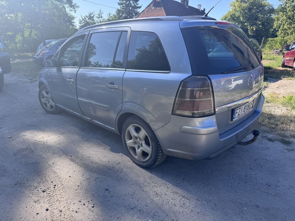 2006r opel zafira
