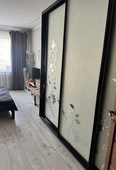 tir-31. 3-х кімнатна квартира, укомплектована меблями та технікою