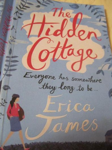 Книга на английском языке ERICA JAMES THE HIDDEN COTTAGE роман английс