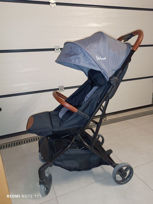 Smiki, Wind, wózek spacerowy, czarny