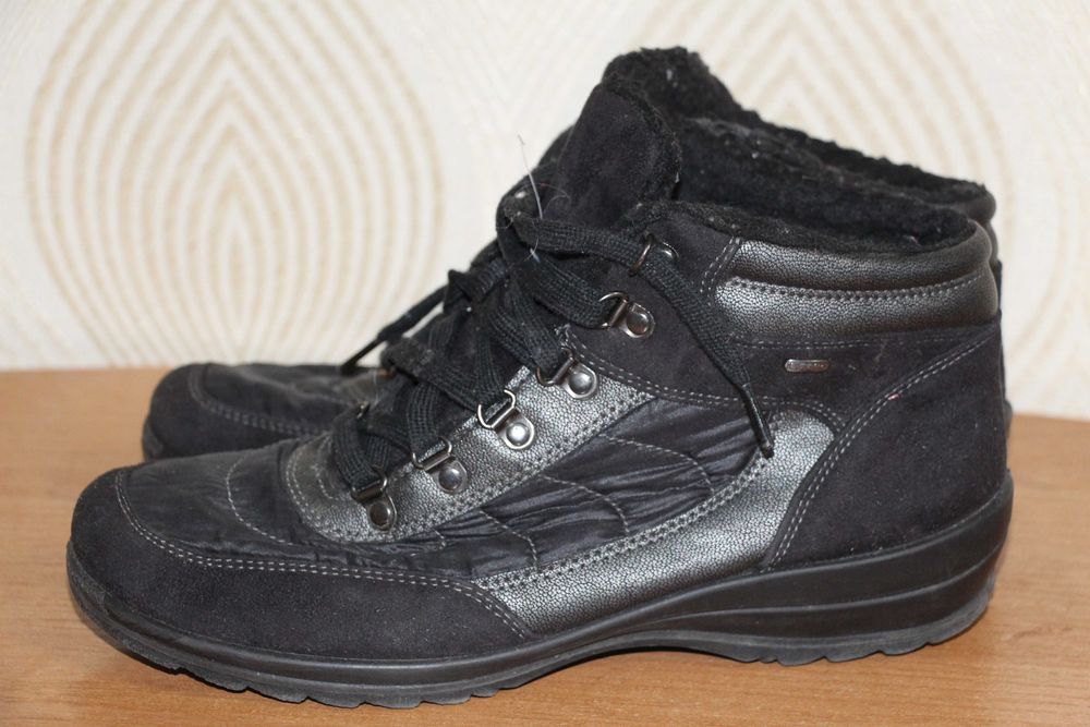 Черевики жіночі 42 розмір на хутрі