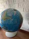 Globo terreste antigo luminoso