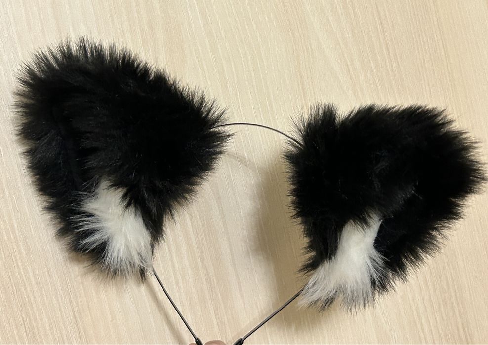 Вушка пухнасті обруч