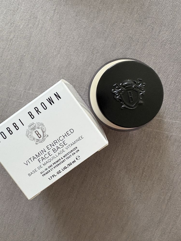 Bobbi Brown Vitamin Enriched Face Base