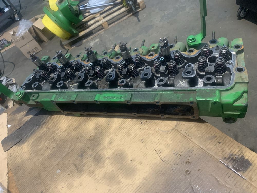 Glowica John Deere 6068 R527376 RE588251