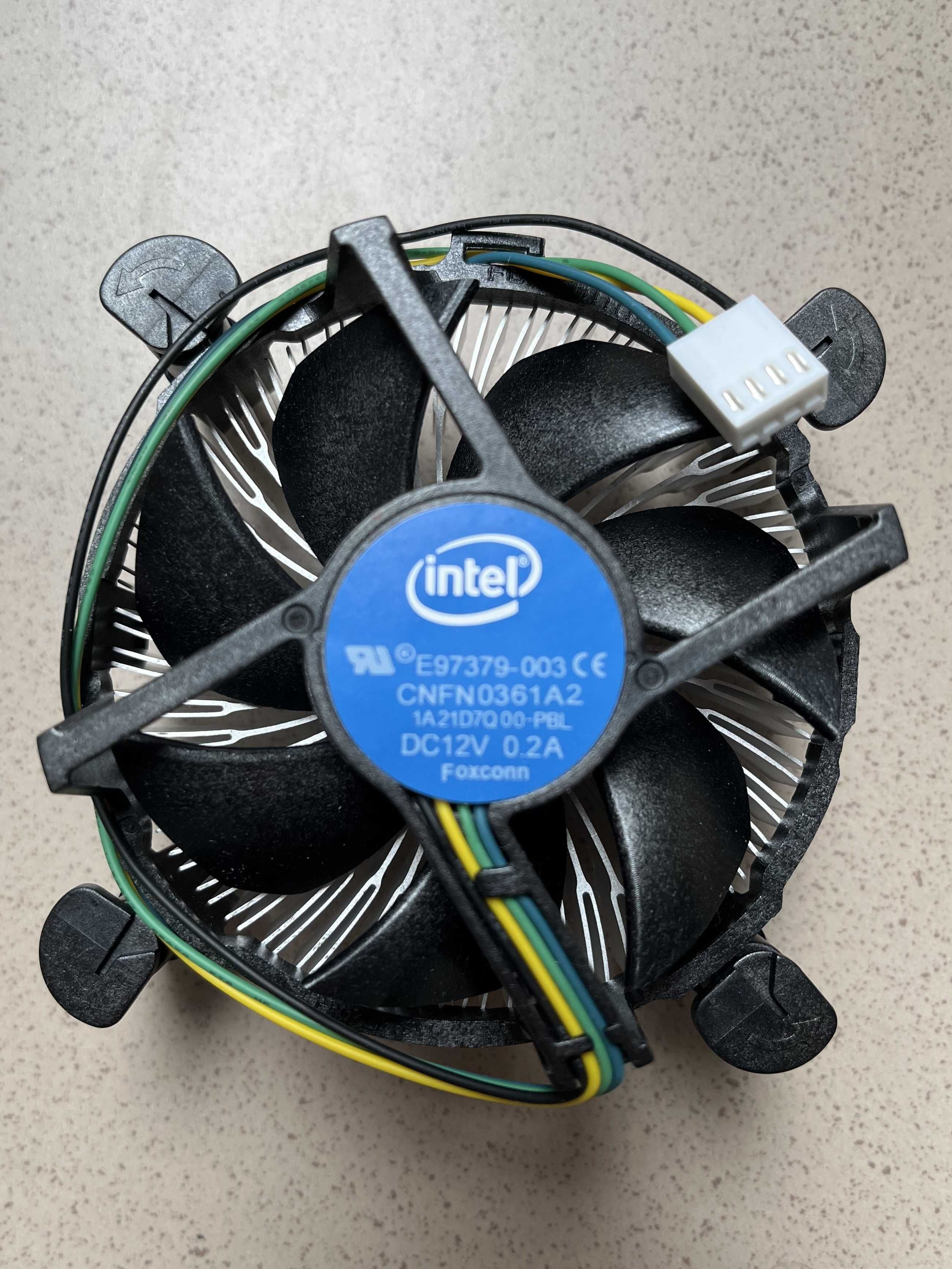Procesor Intel Core i3-4130 3,4 GHz z radiatorem