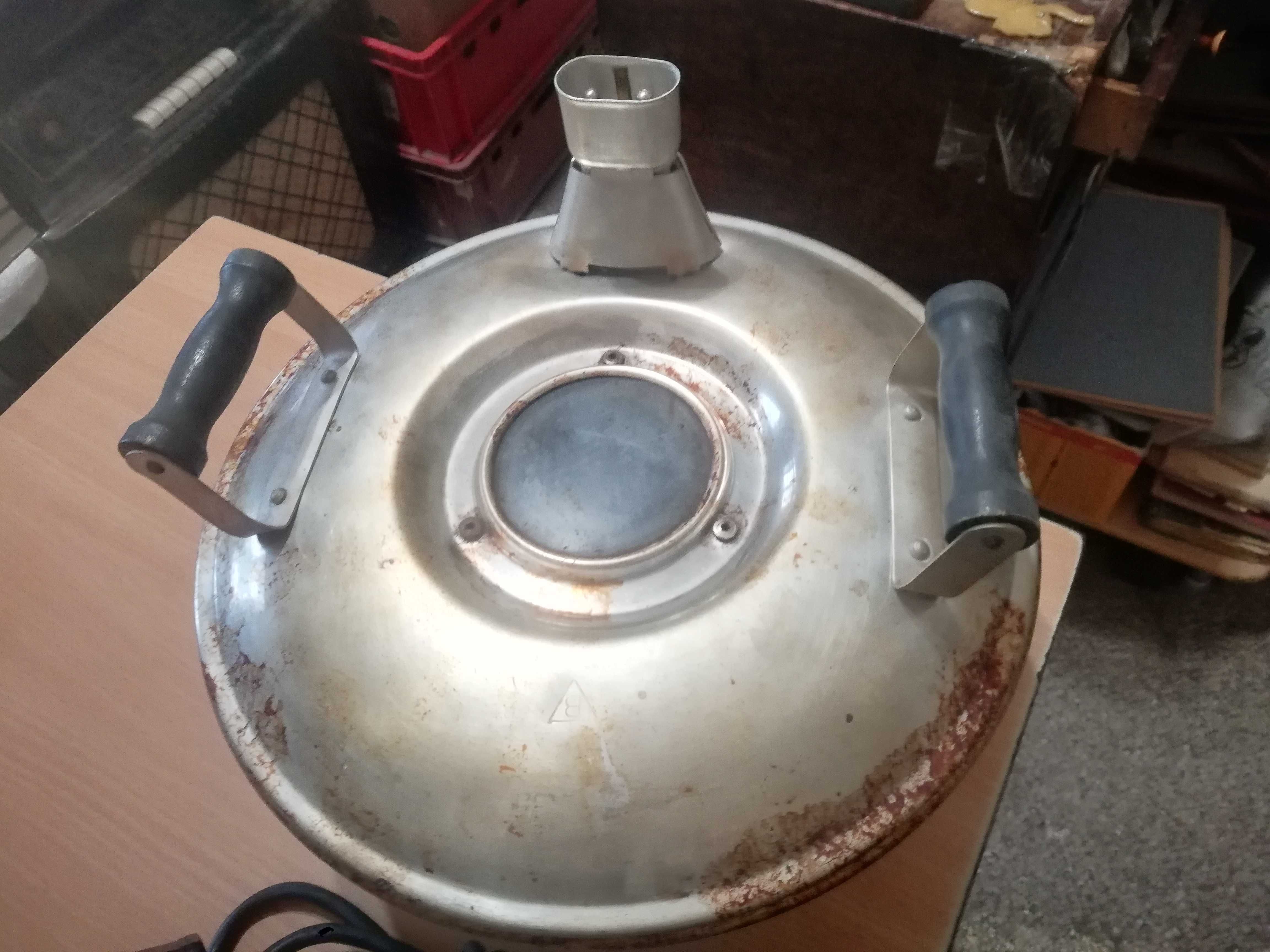 Stary aluminiowy prodiż PE 2         PRL           M