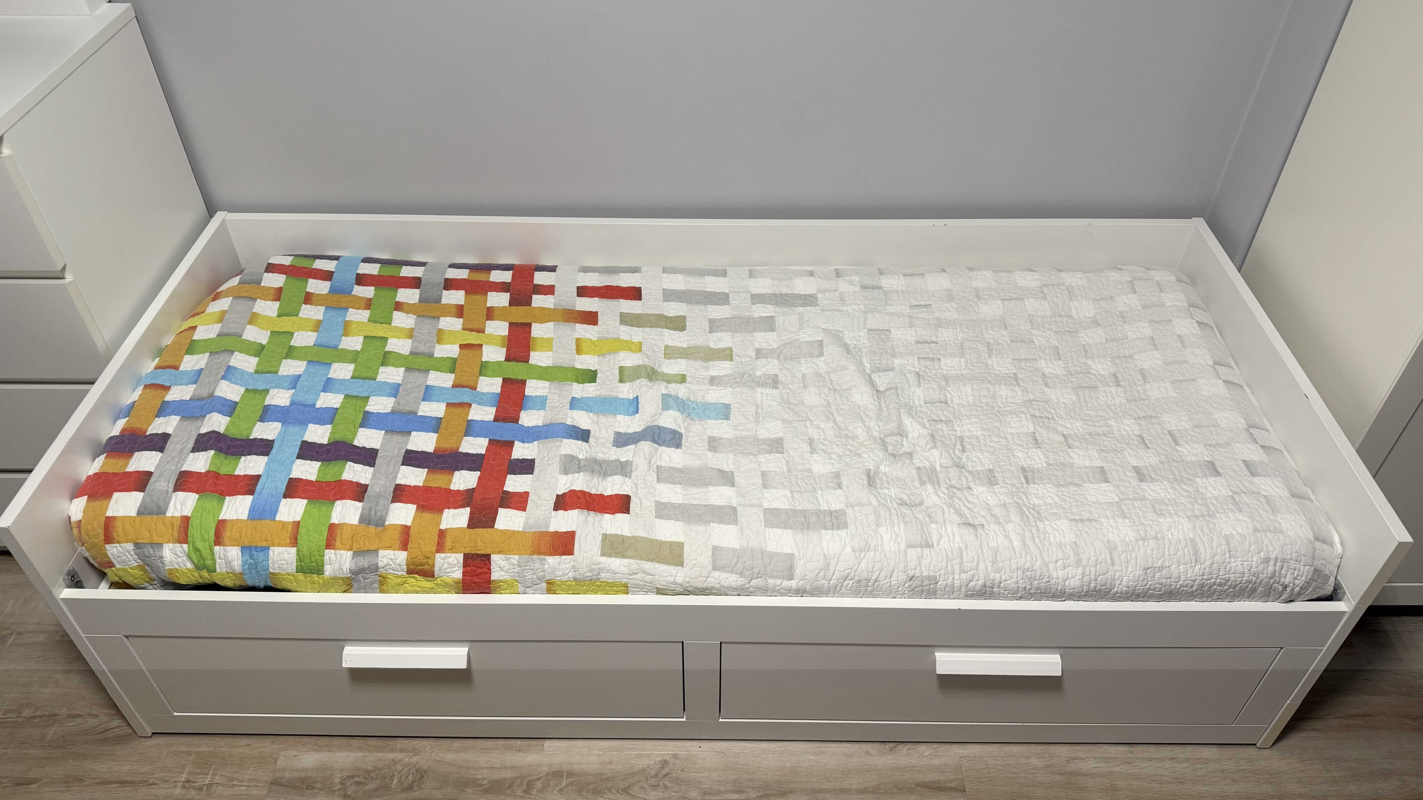 Cama Brimnes (IKEA) Branca