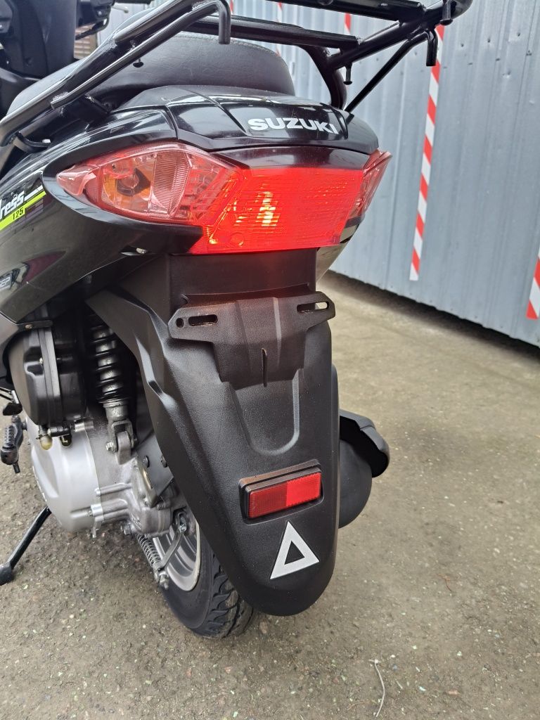 Продам Suzuki Adress 125 i.2018 г..