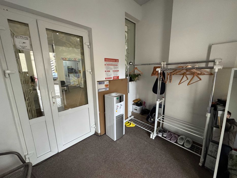 Приміщення в центрі біля ТЦ Транзит