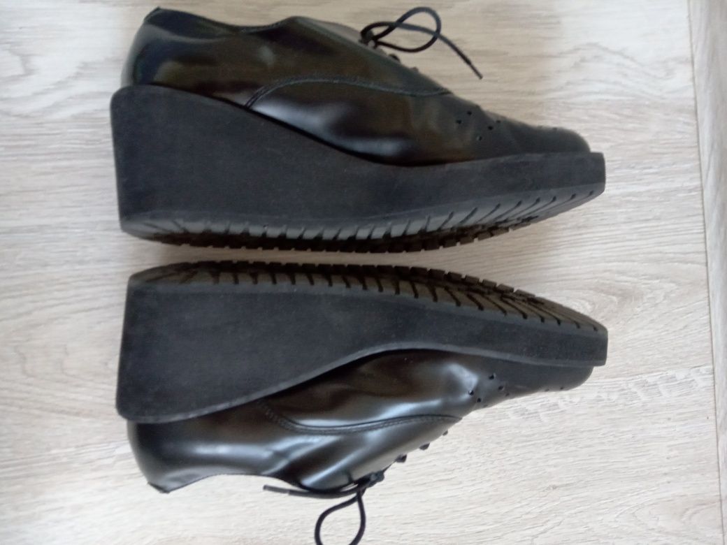 Buty na koturnie Clarks Narrative r.39