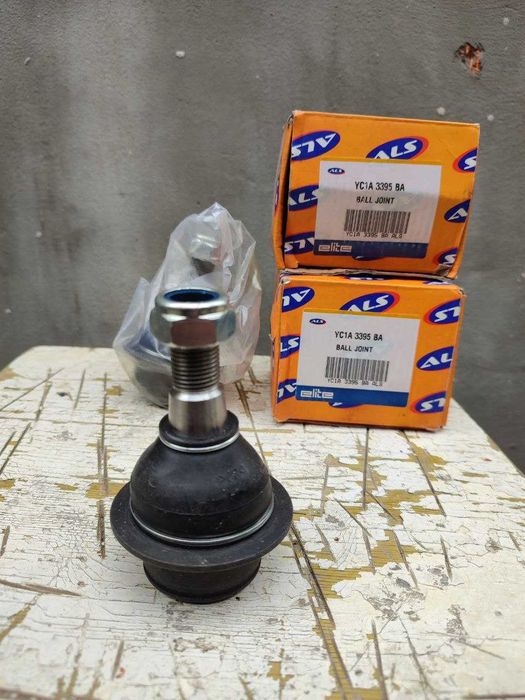 Продам шаровые нижние опоры на Ford Transit 2005г.  YC1A 3395BA