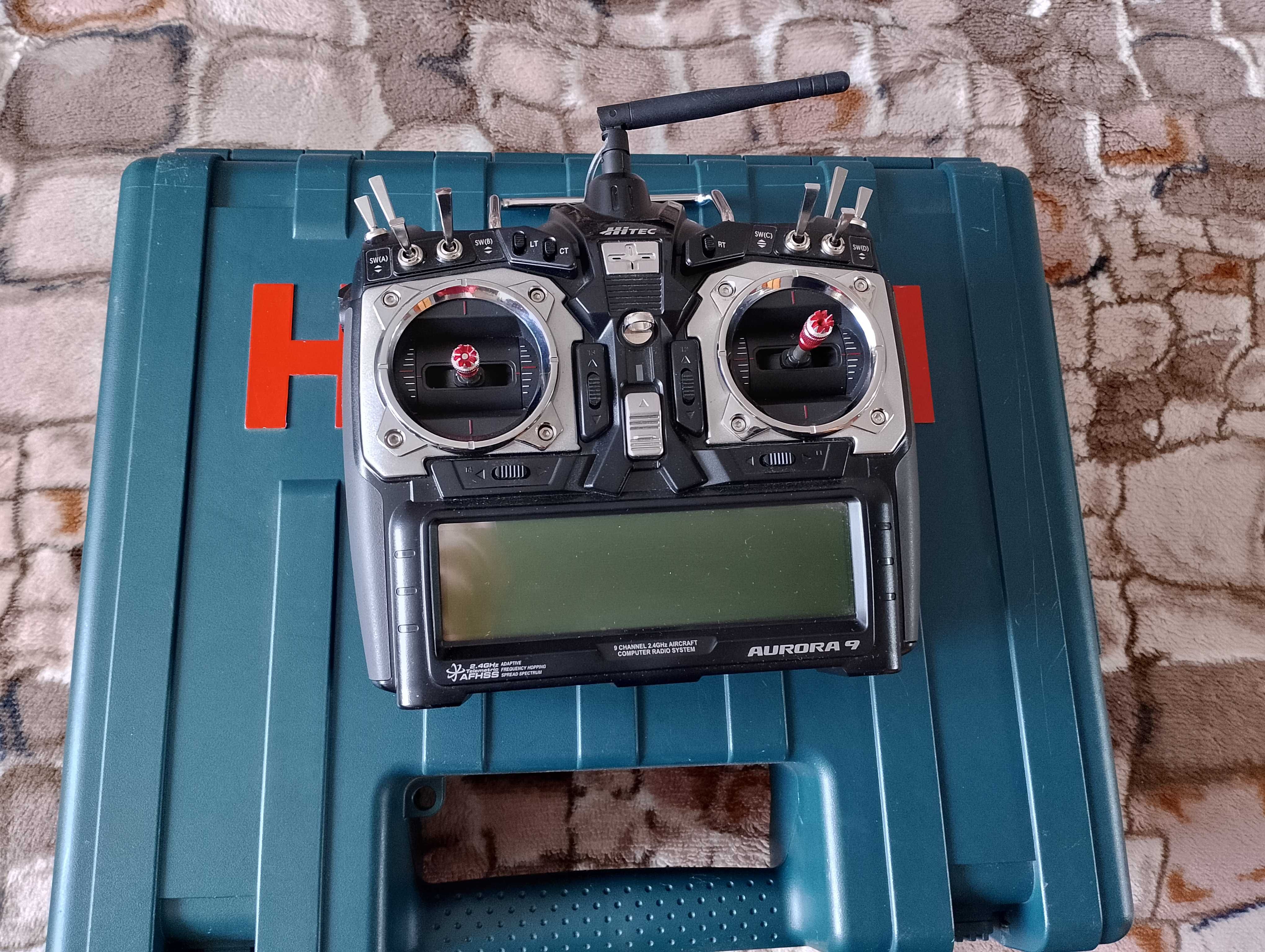 Aparatura RC Hitec Aurora 9 -zadbana=jak nowa .taniej nie puszczę!!!