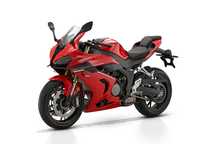 QJMOTOR SRK 800RR QJMotor SRK 800RR Quickshifter ride by wire OSTATNIE SZTUKI DOSTAWA