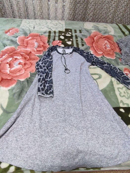 Продам жіночу сукню