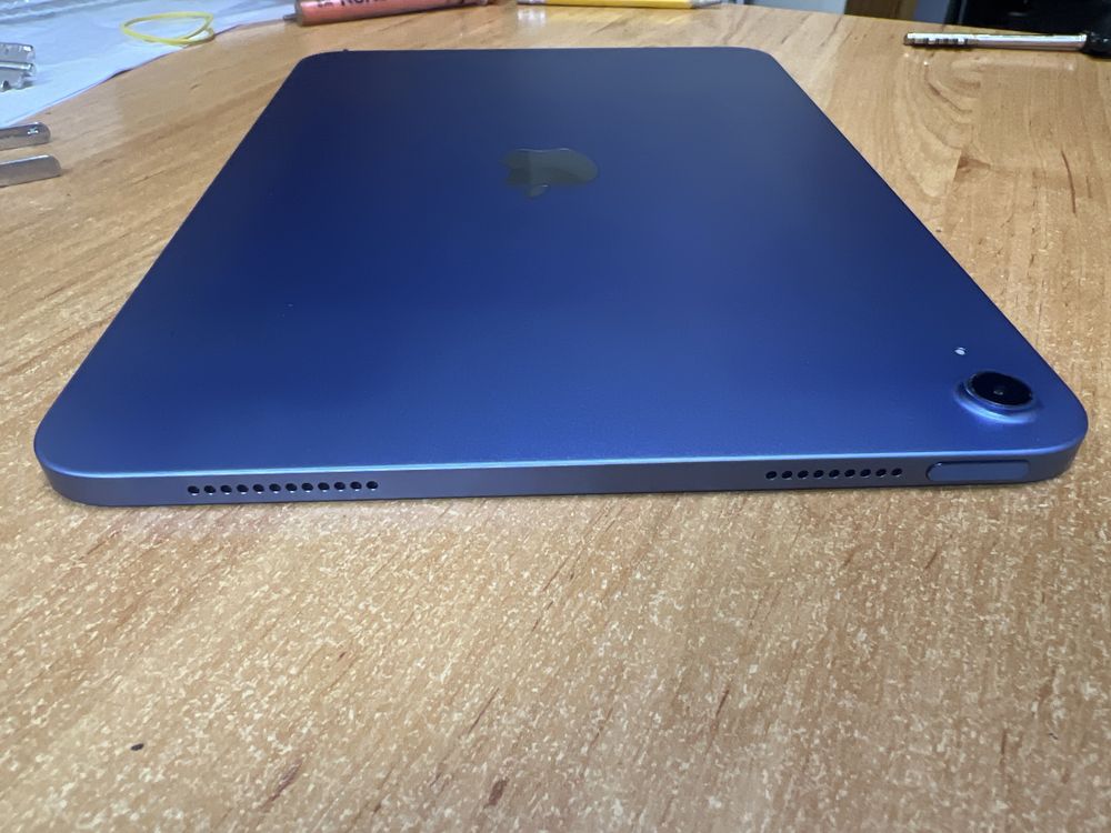 Apple Ipad 10 покоління. 64 GB. Wifi  10,9 діагональ