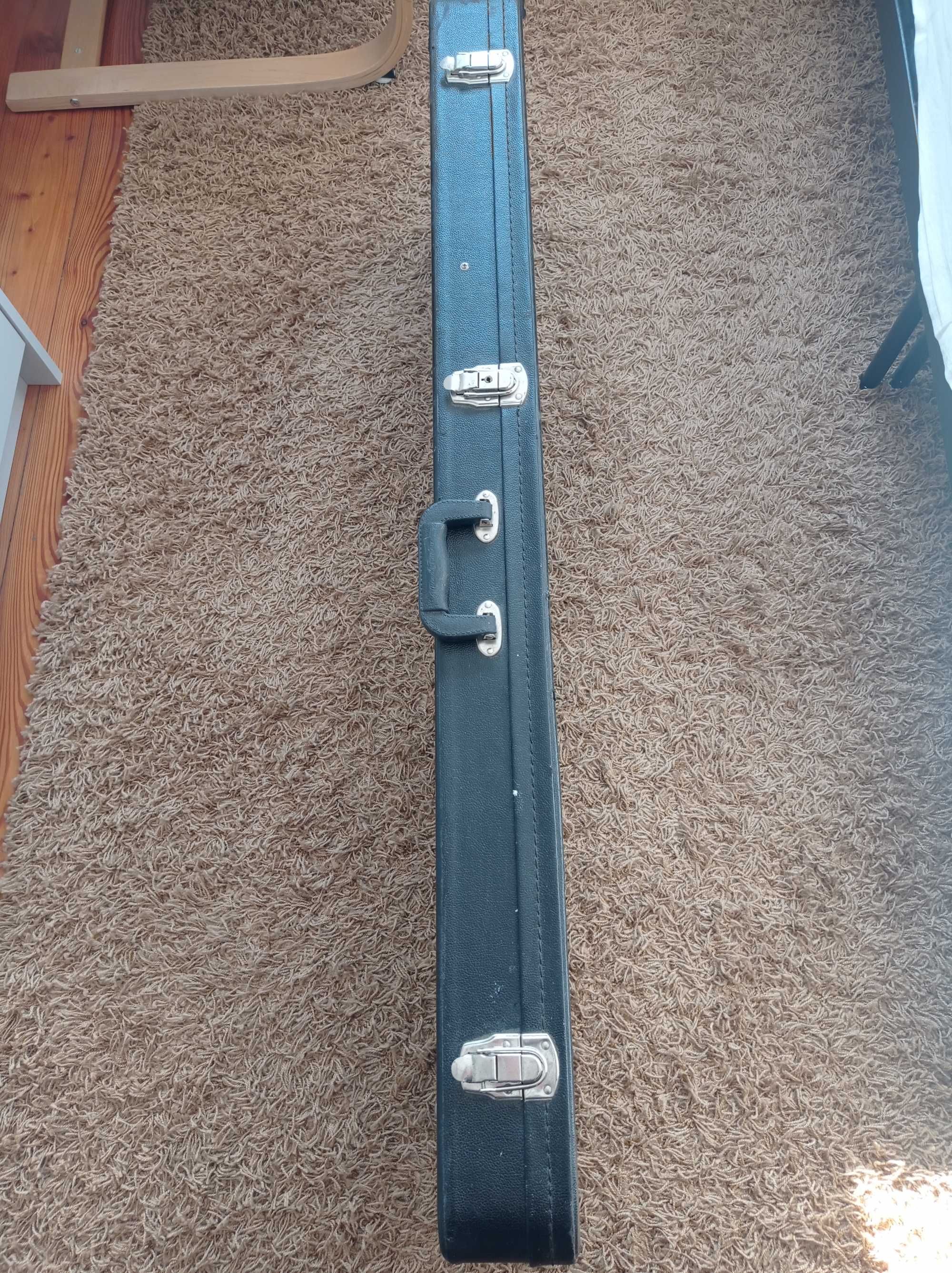 Gitara basowa G4M 972 z futerałem
