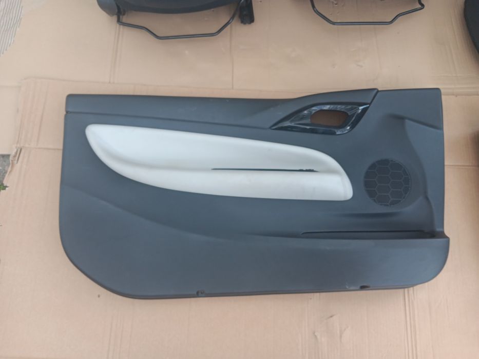 Citroen DS3 fotel fotele kanapa boczki skóra skórzane podłokietnik EU