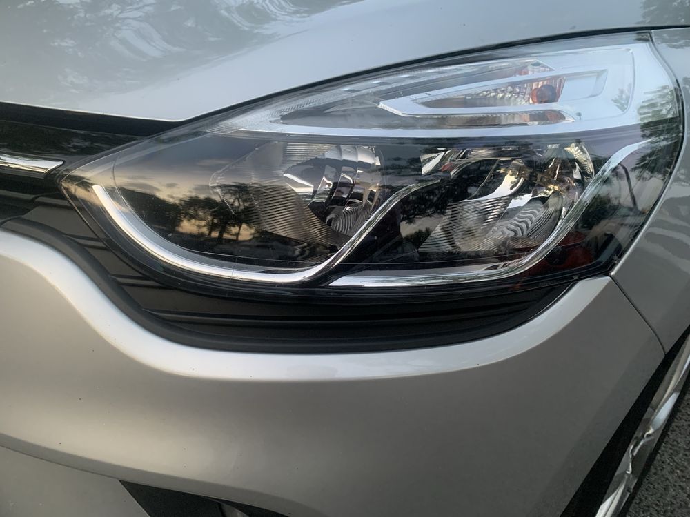 Renault clio Limidt de 2020 mes 2