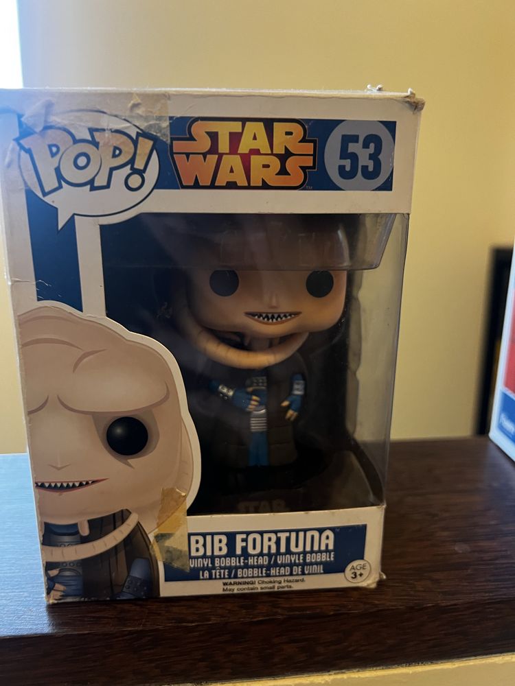 Funko pop star wars Boba Fett iconico caçador em armadura verde e verm