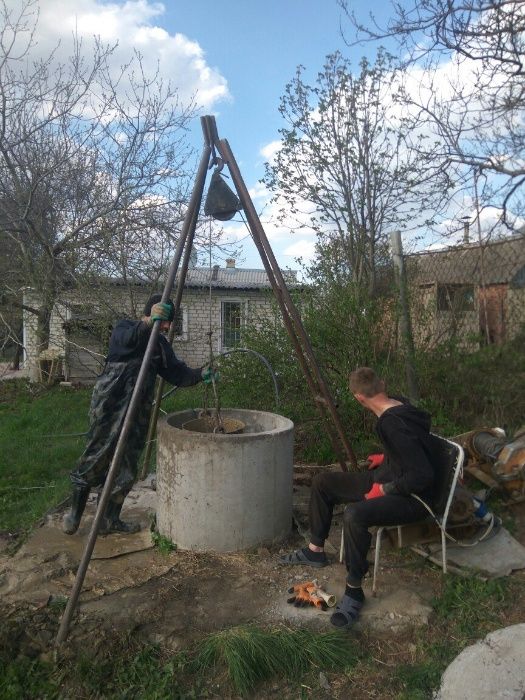 Чистка колодцев,углубленя,рестоврация