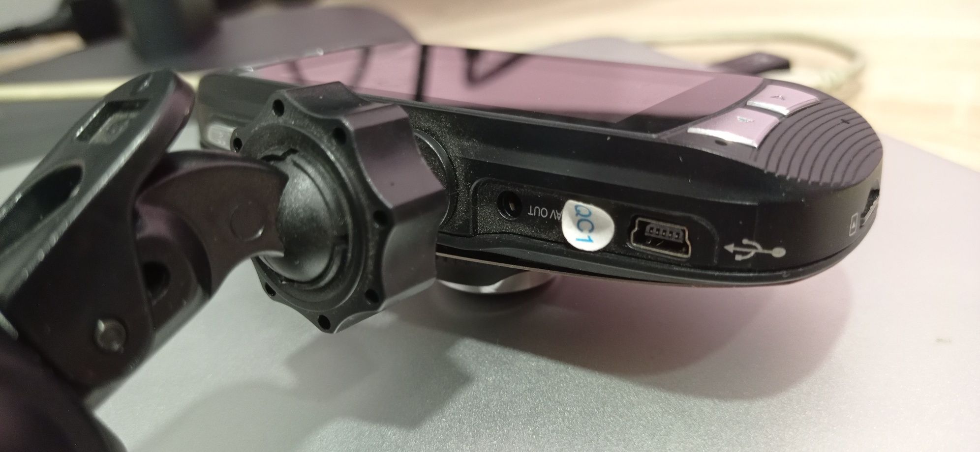 Videorejestrator + uchwyt + kabel mini jack