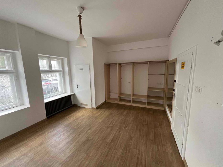 Stęszew lokal na sklep, usługi, po remoncie