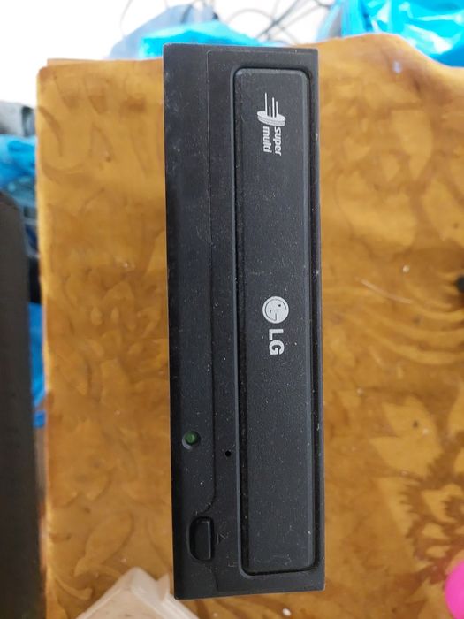 DVD rom несправний (не читає інформацію)