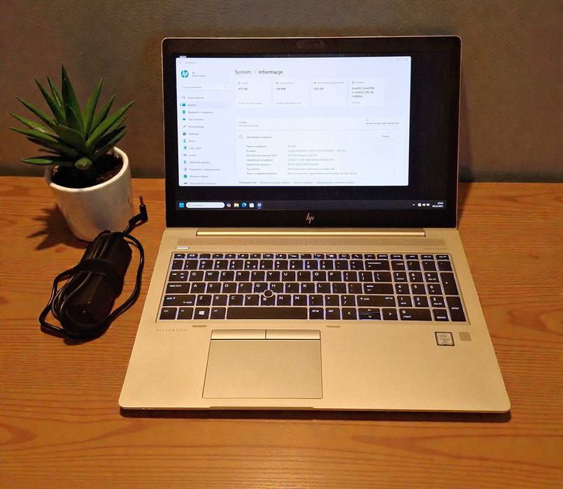 Laptop HP EliteBook 15" Intel i5 pamięć 16 dysk 512