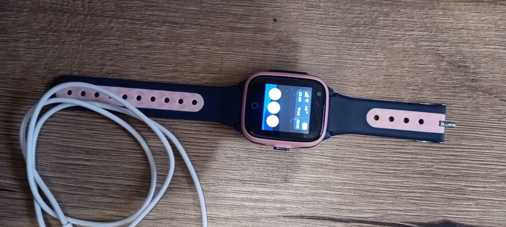Smartwatch dziecięcy Garett Kids Trendy 4G Różowy
Garett
