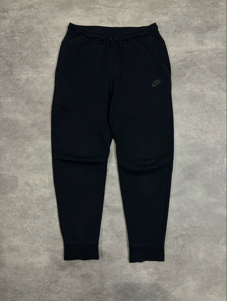 Штани Nike Tech Fleece. L