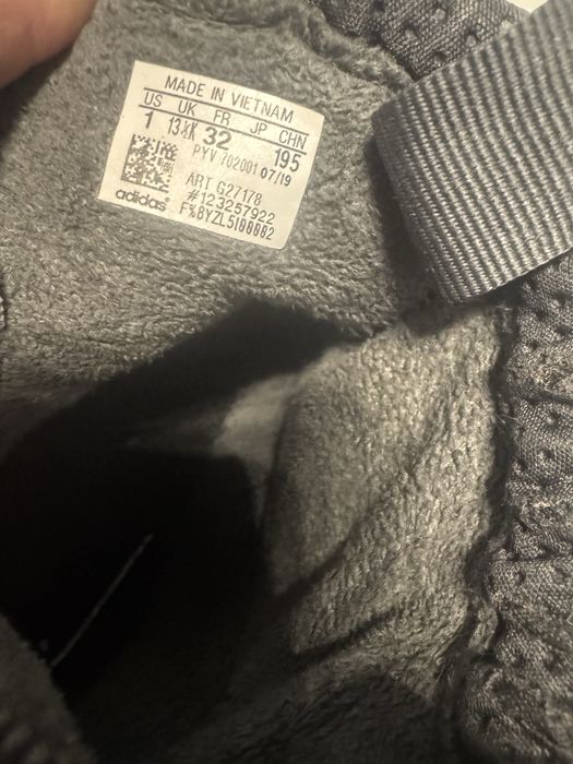 Зимові  Adidas 32 розмір